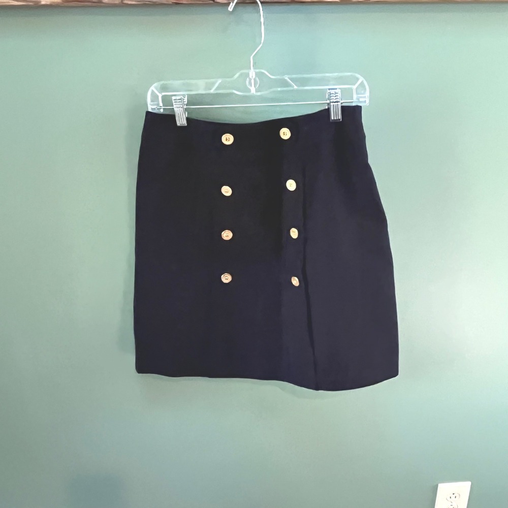 J. McLaughlin Black Double Breasted Gold Button Mini Skirt Size 8‎